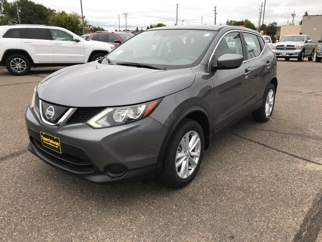 Nissan rogue sport 2018